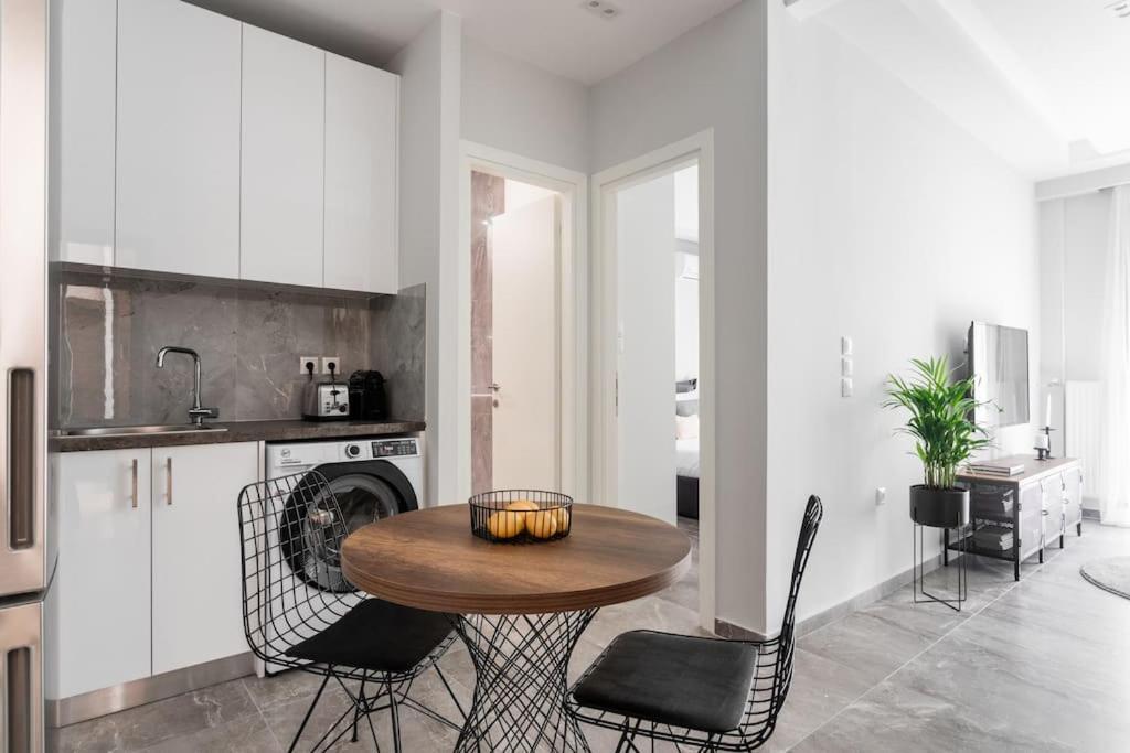 Sublime 1Br Apartment In Koukaki By Upstreet Атина Екстериор снимка