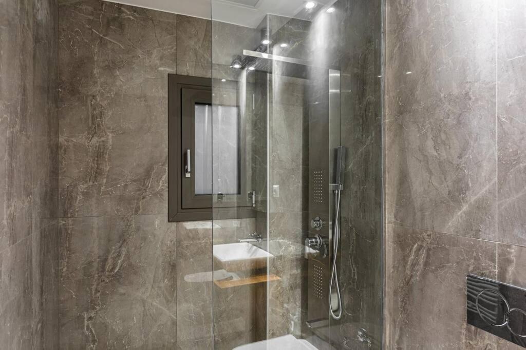 Sublime 1Br Apartment In Koukaki By Upstreet Атина Екстериор снимка